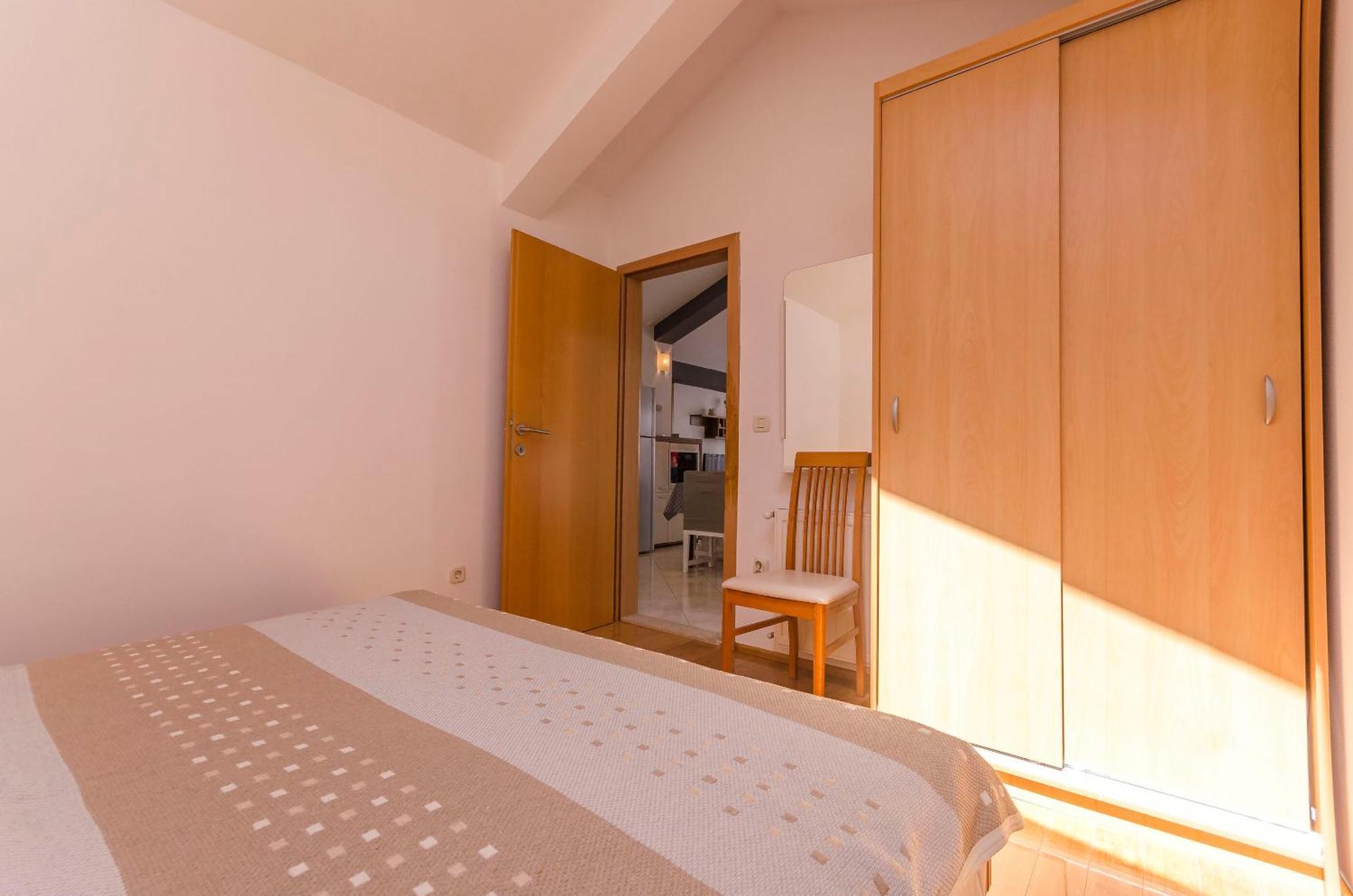 Apartments Grgo 沃迪切 外观 照片