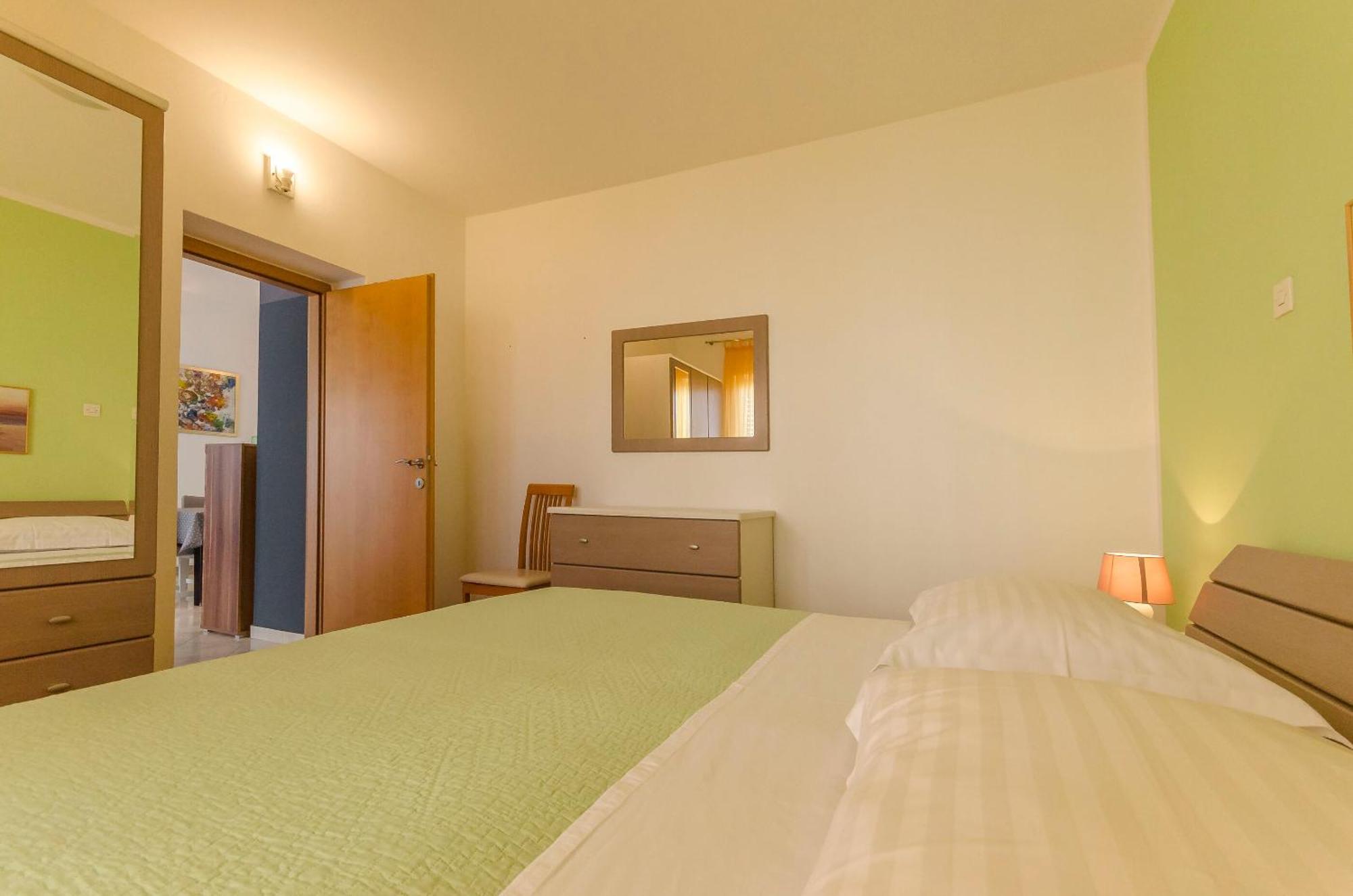 Apartments Grgo 沃迪切 外观 照片