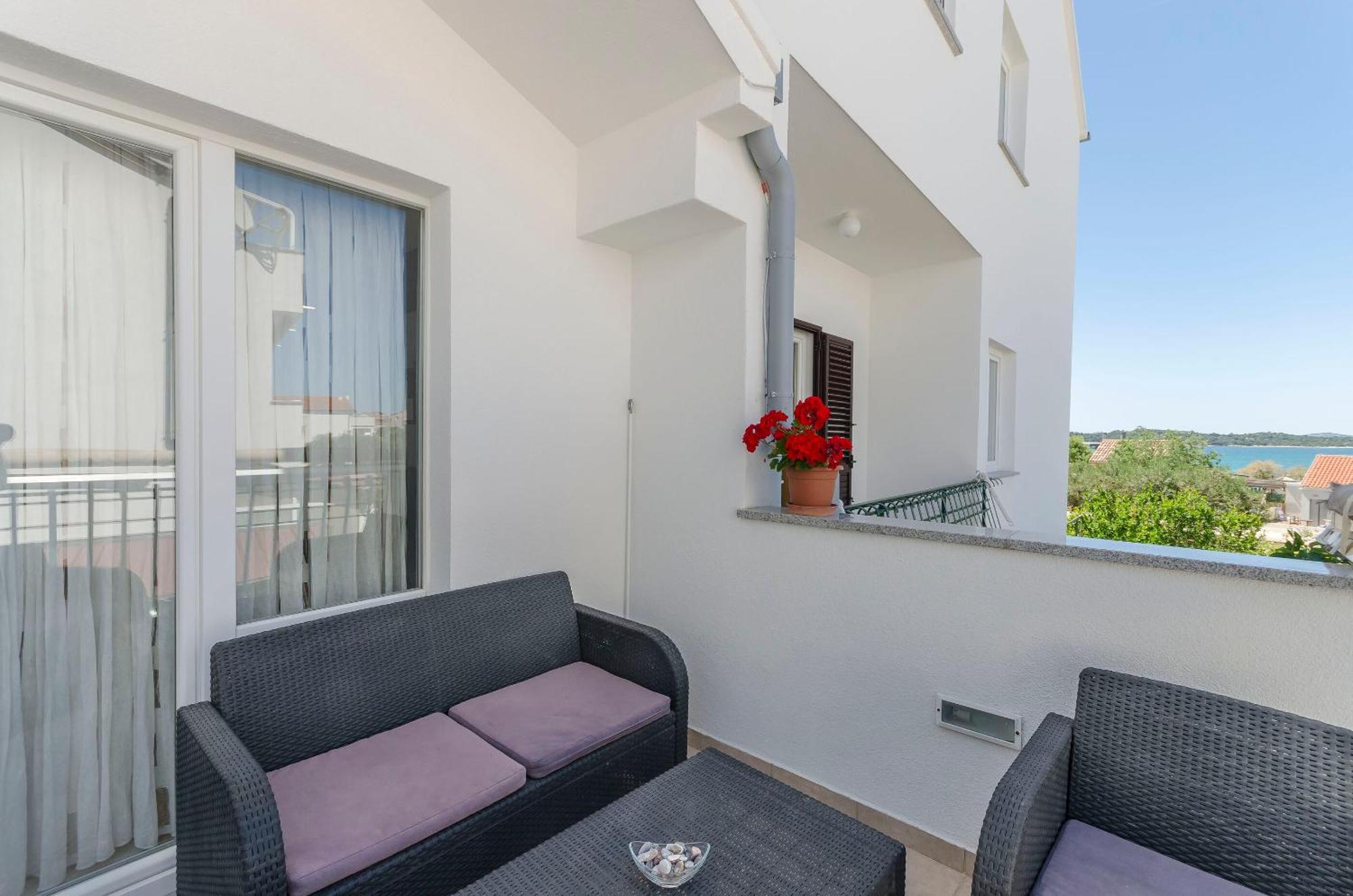 Apartments Grgo 沃迪切 外观 照片