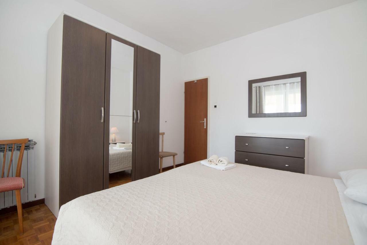 Apartments Grgo 沃迪切 外观 照片